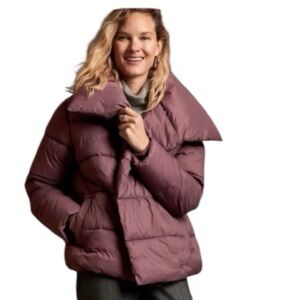 NEW Banana Republic Short Duvet Puffer Coat Jacket Purple Berry Size Medium